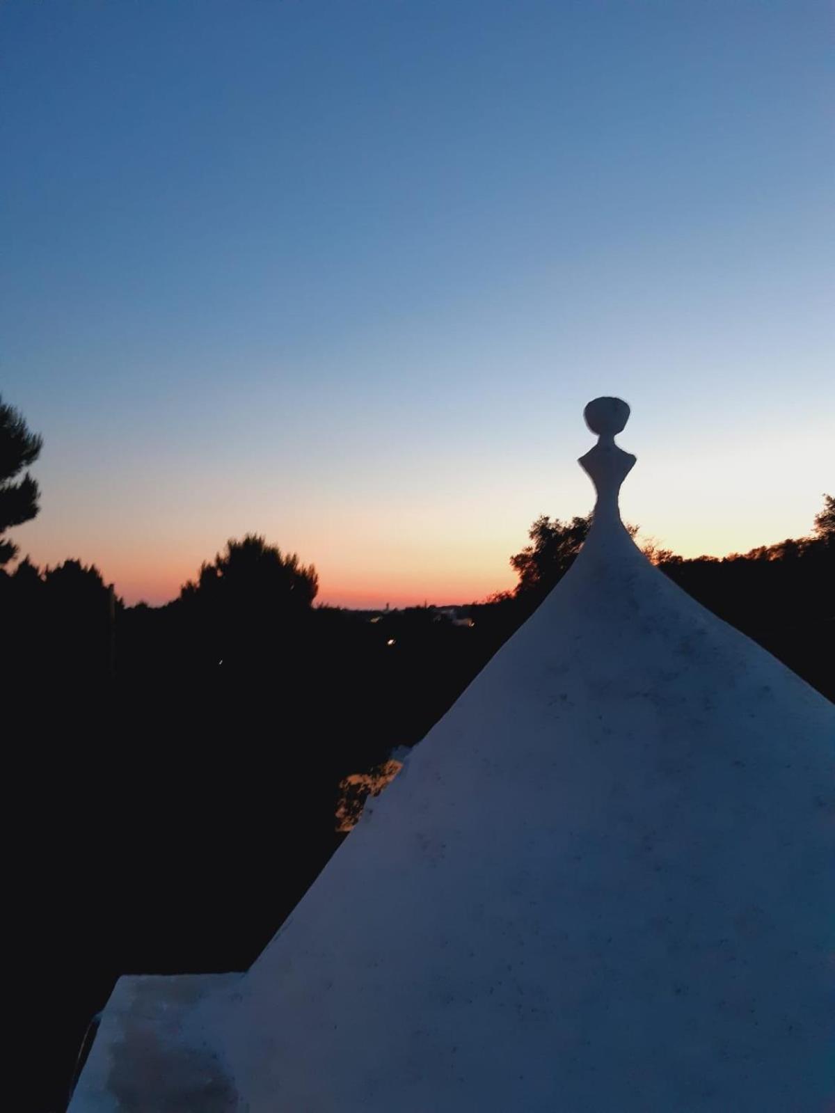 Отель Syconium Trullo And Lamia Gea Charme And History Остуни Экстерьер фото