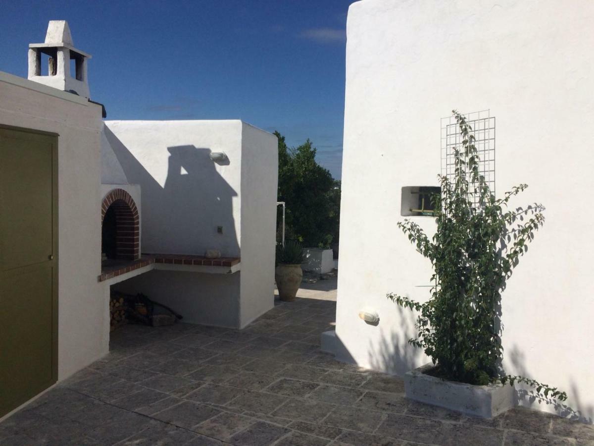 Отель Syconium Trullo And Lamia Gea Charme And History Остуни Экстерьер фото
